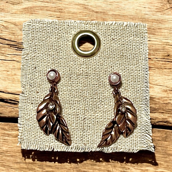 Demdaco Jewelry - New DEMDACO Studio Bronze Leaf Drop Earrings Pearl & Crystal Dangle